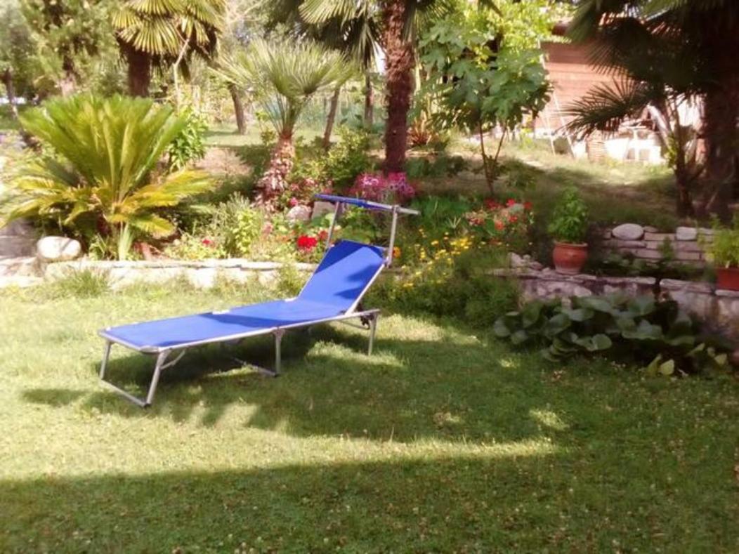 Appartement Residenza Flores à Pescara Extérieur photo